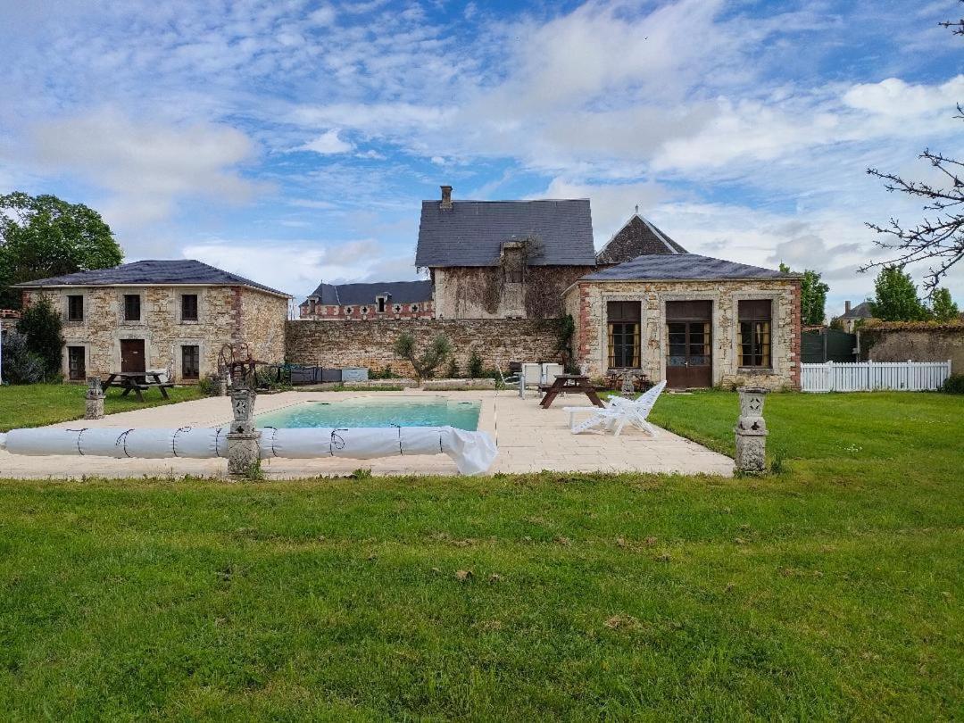 Bed and Breakfast Chateau Le Puybelliard Шантонне Екстер'єр фото
